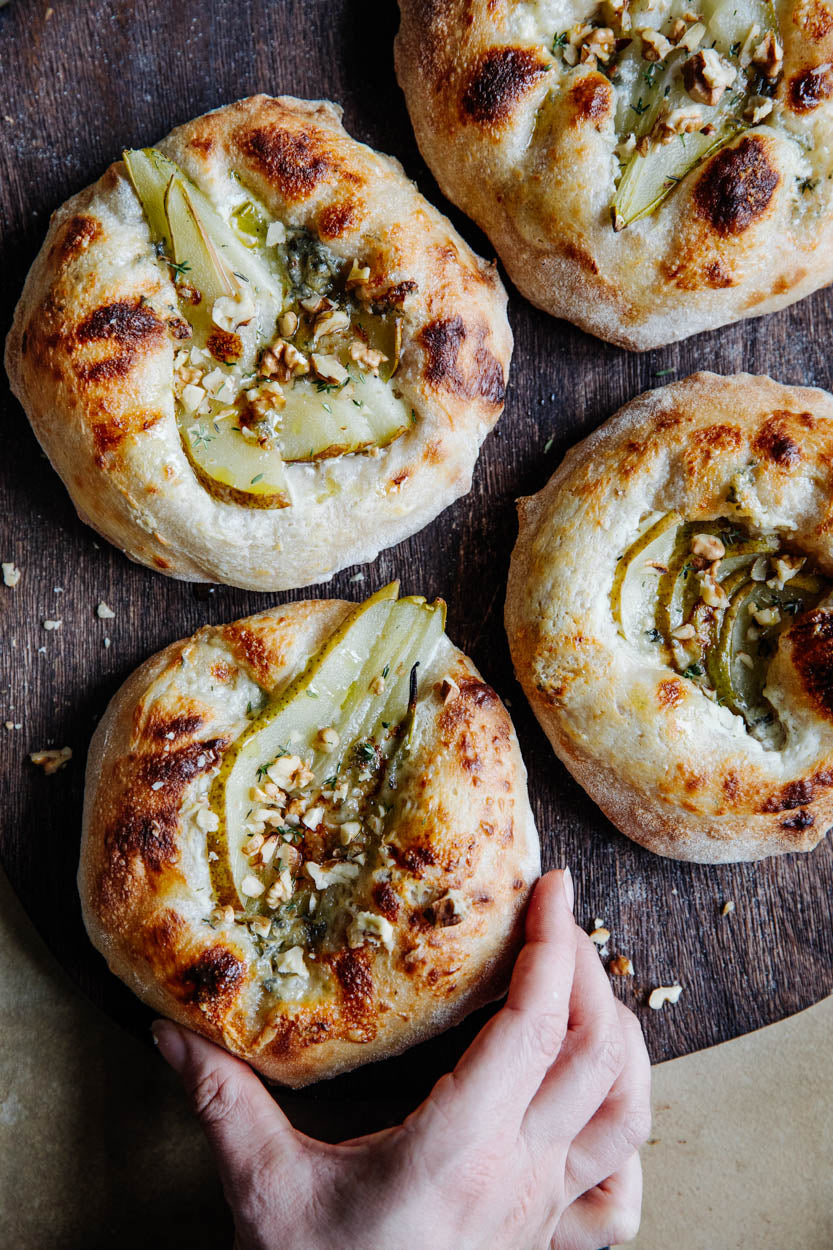Crumbs & Crust Pizza I E-Book